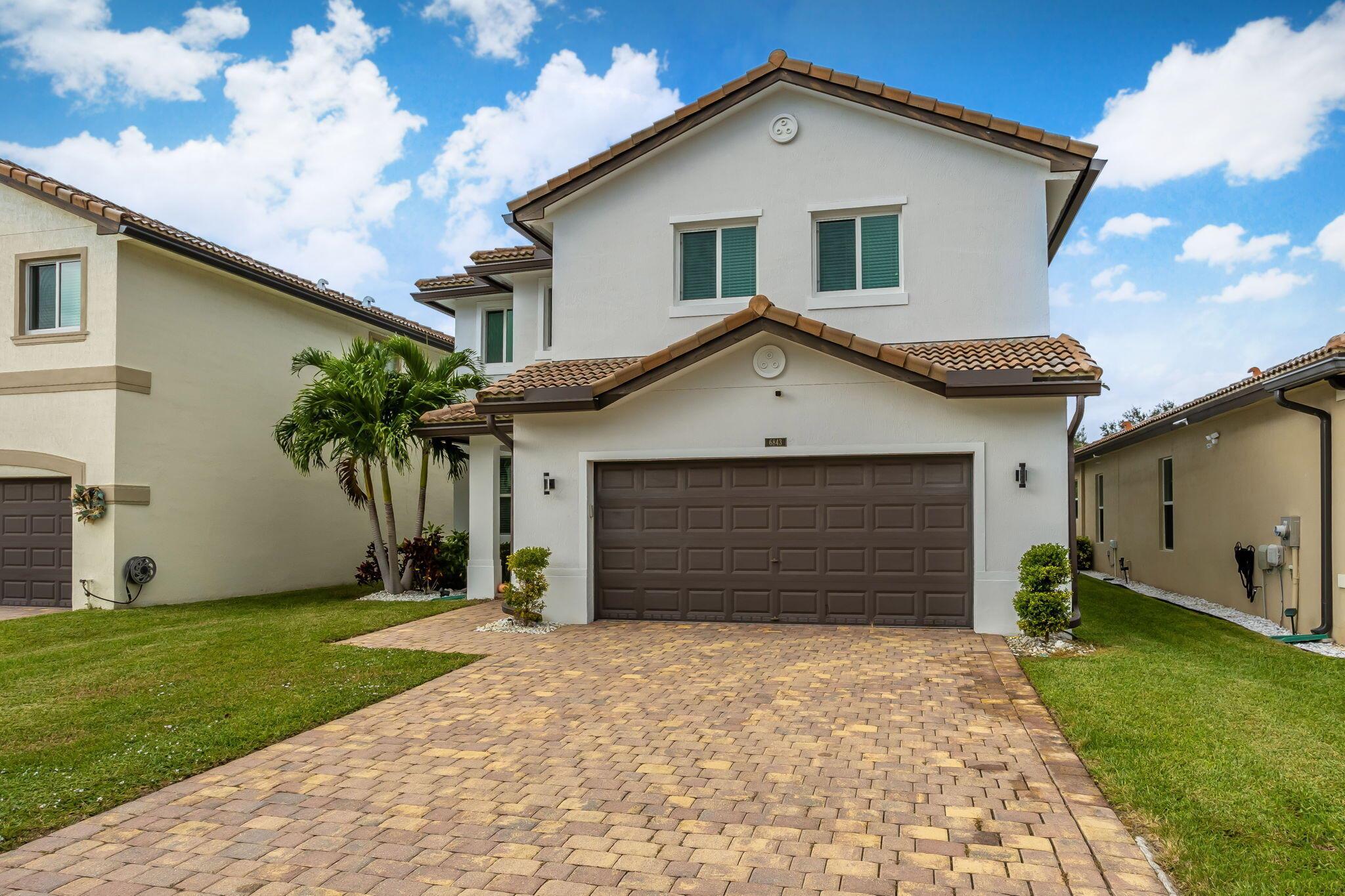 6843 Langdon Way