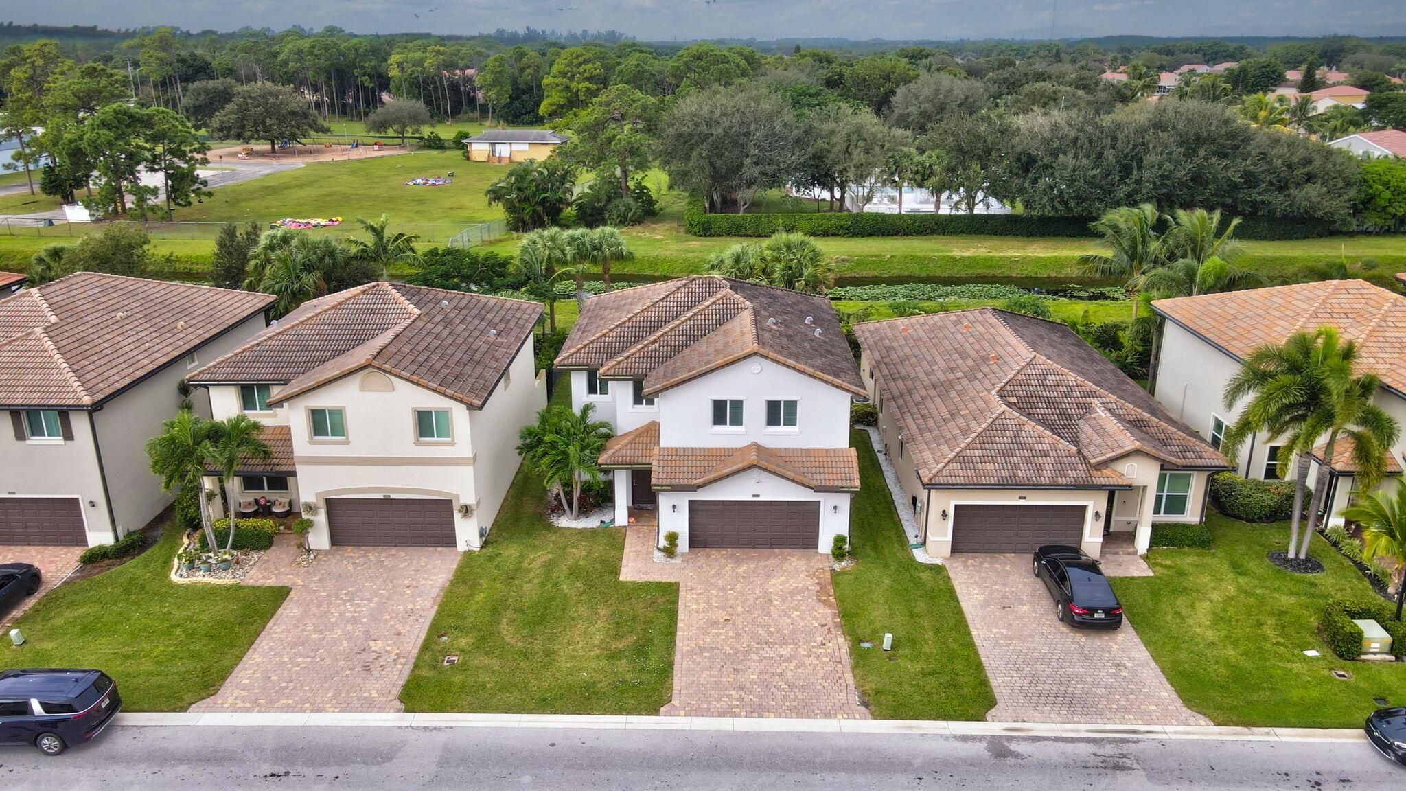 6843 Langdon Way