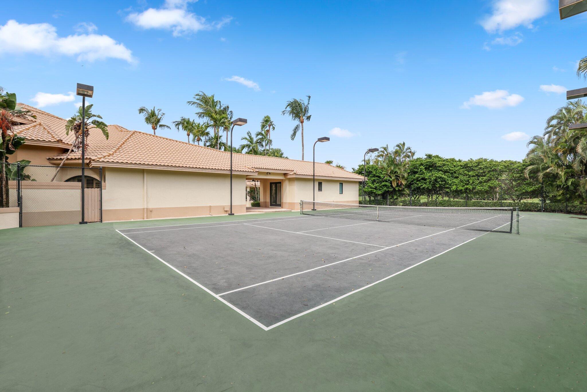 18800 Long Lake Drive