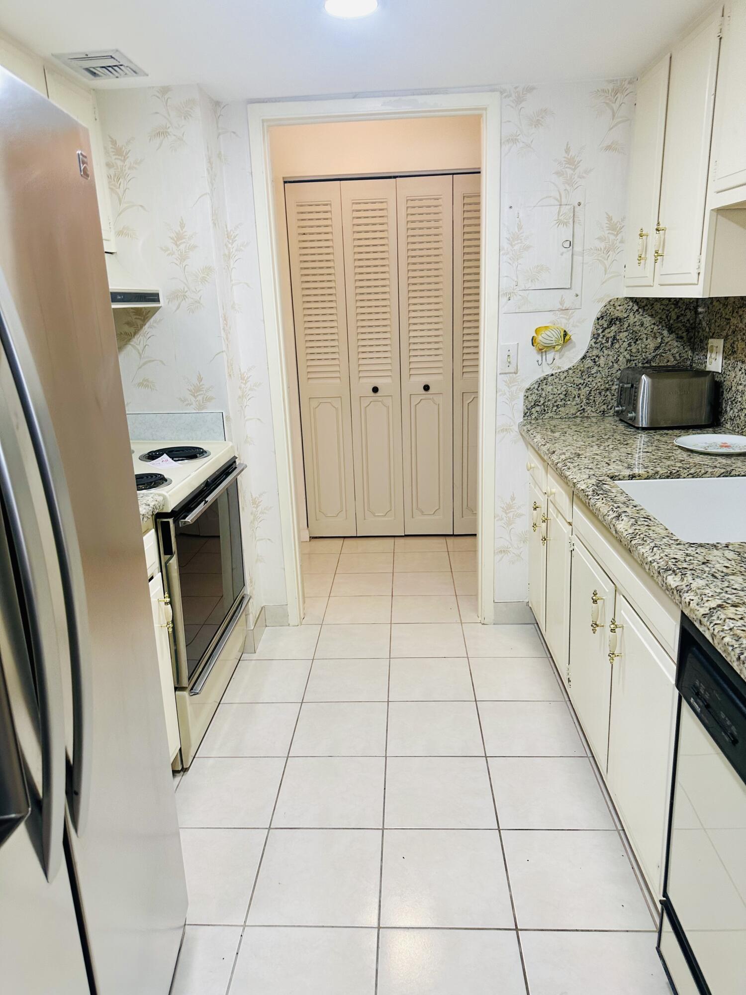 2121 N Ocean 201w Boulevard 201w, Boca Raton Unit: 201w