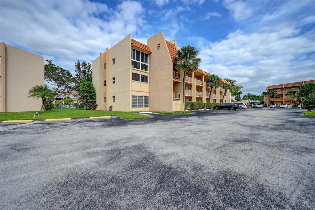 6800 Royal Palm Boulevard 302f, Margate Unit: 302f