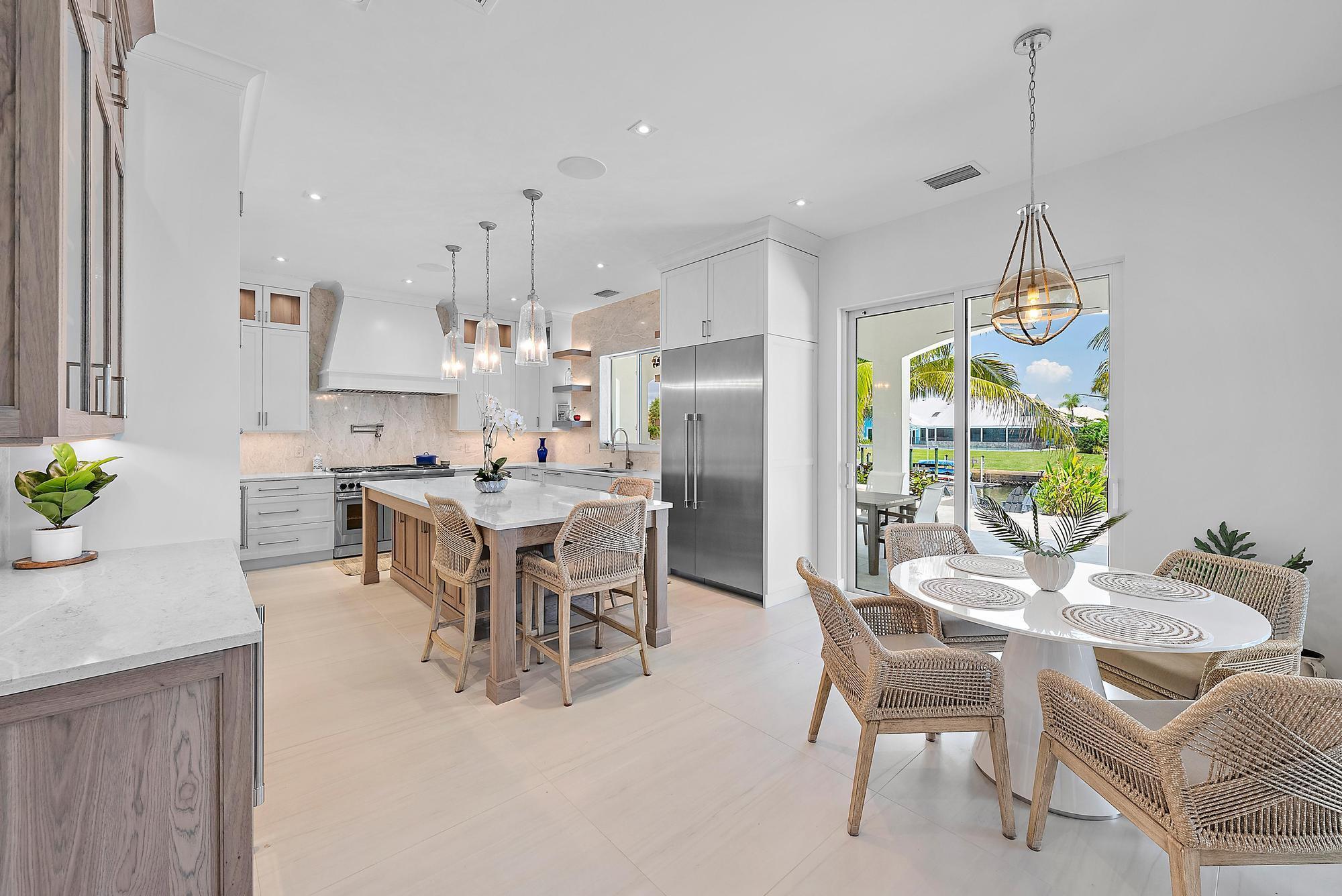 8599 SE Sabal Street