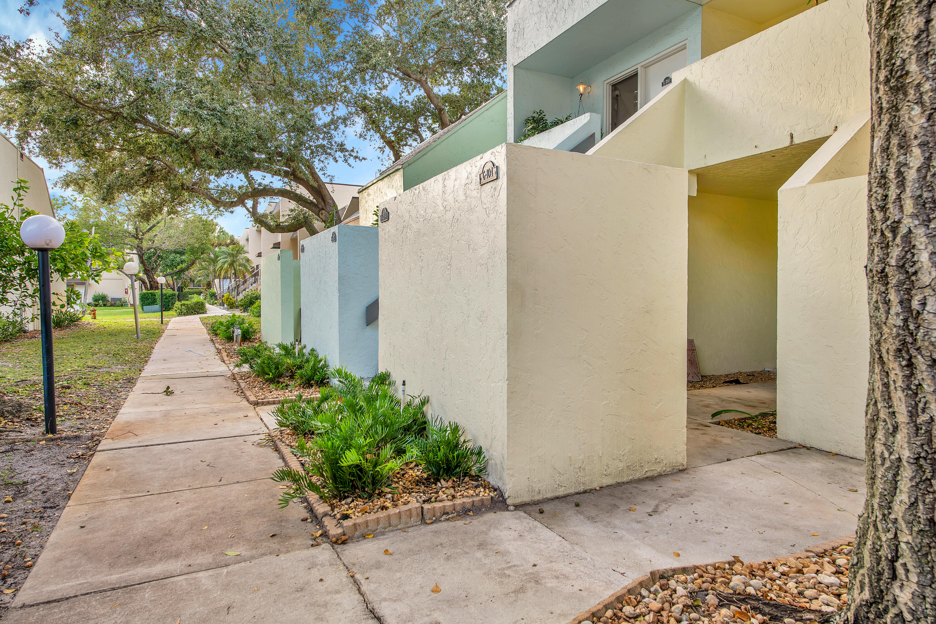 41 Deer Creek Road G104, Deerfield Beach Unit: G104