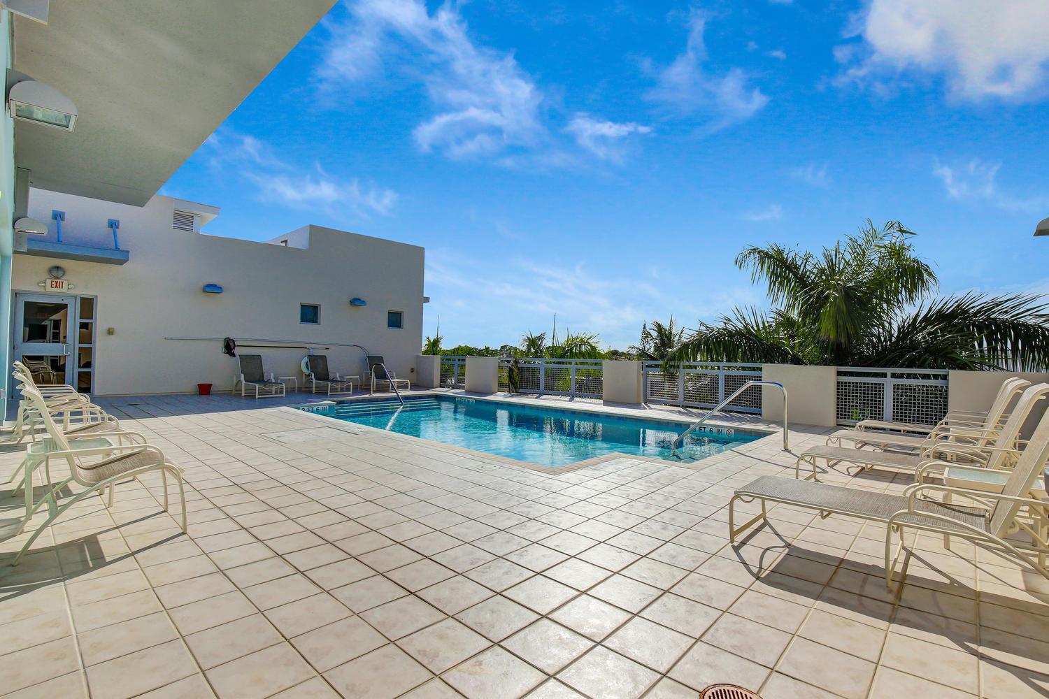 365 SE 6th Avenue 309