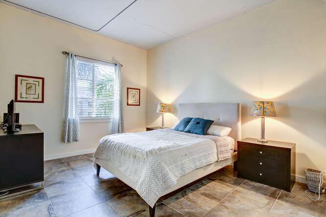 365 SE 6th Avenue 309