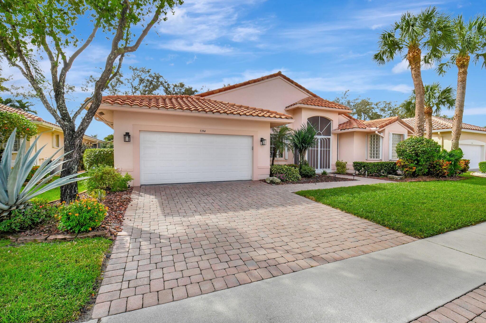 5394 Landon Circle