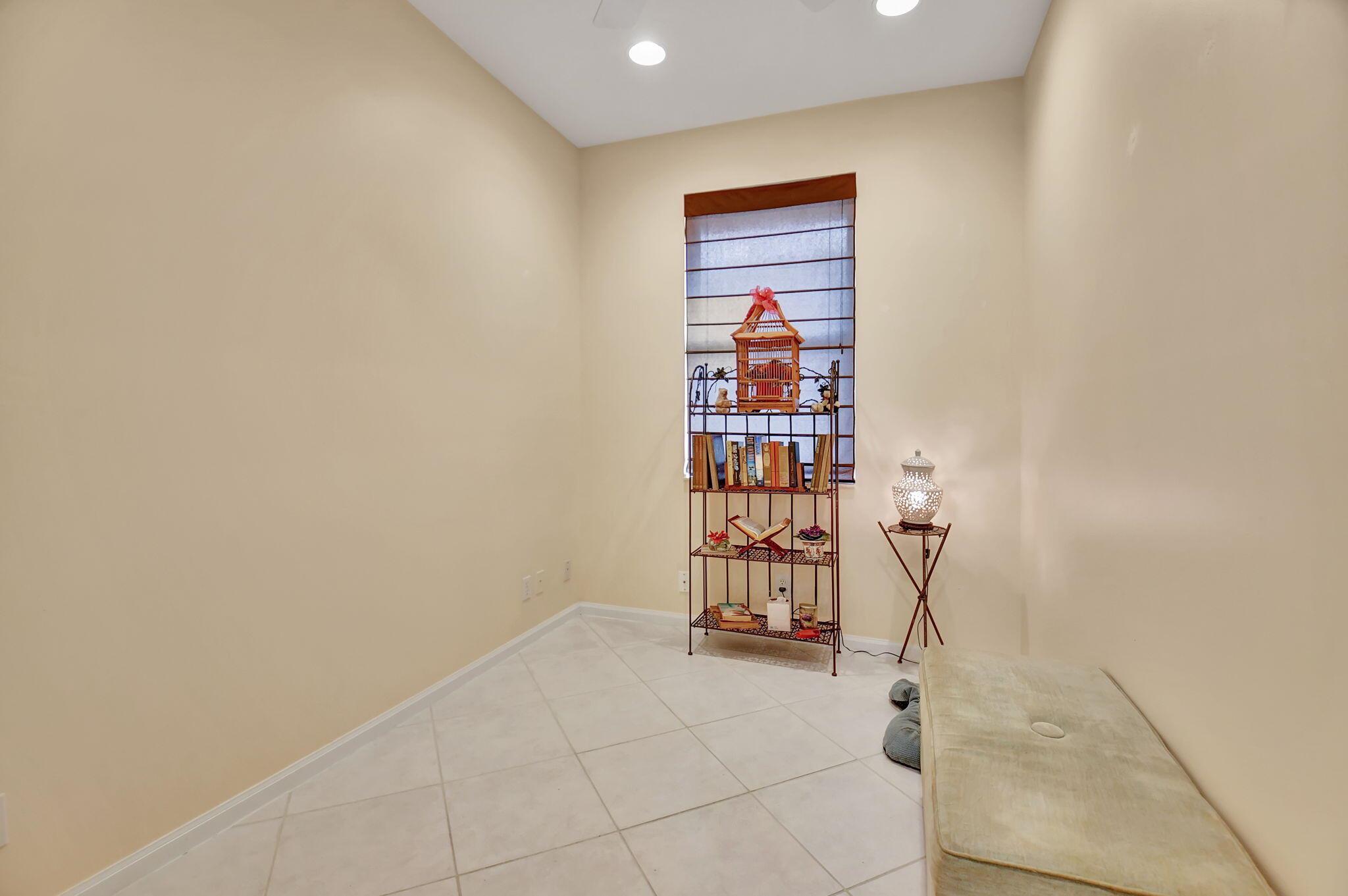 5394 Landon Circle