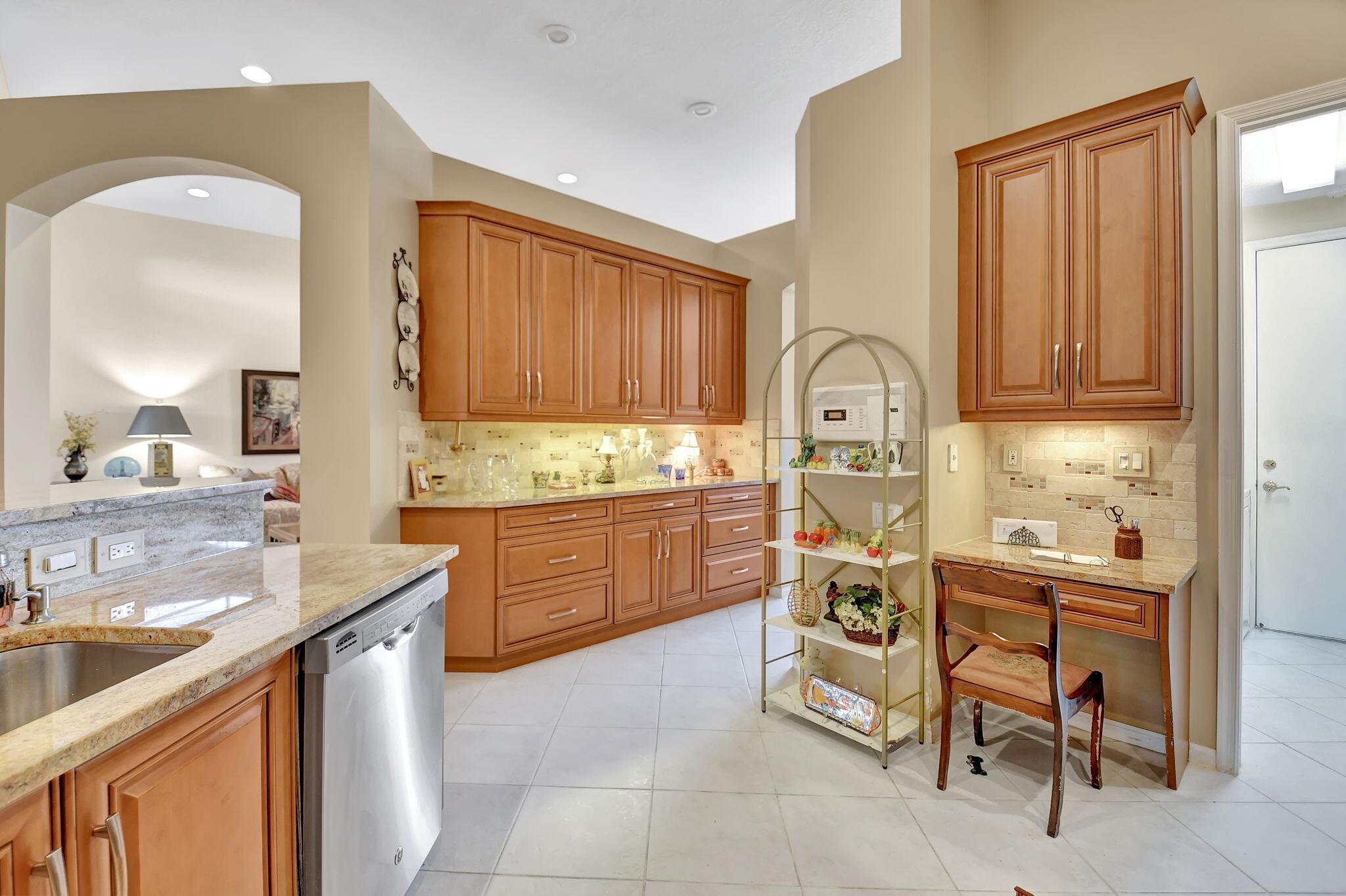 5394 Landon Circle