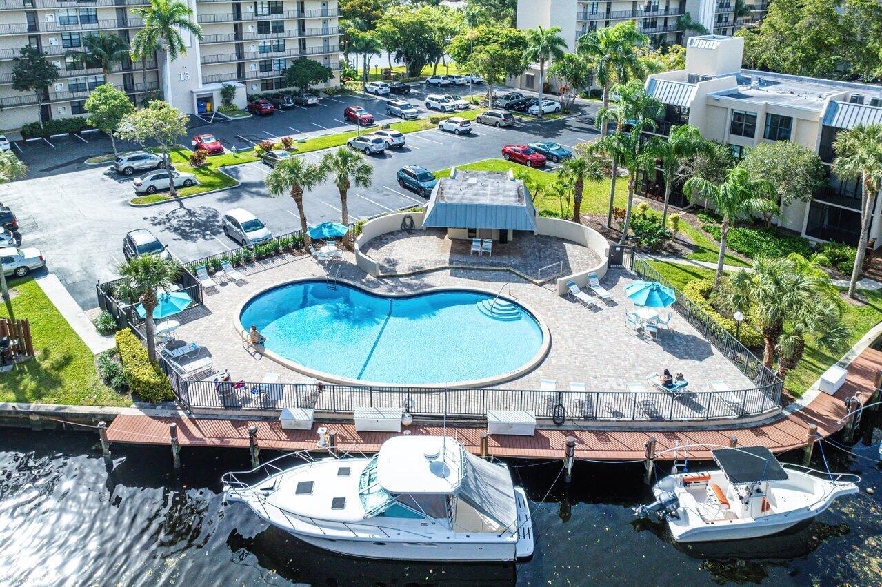 13 Royal Palm Way Unit 602