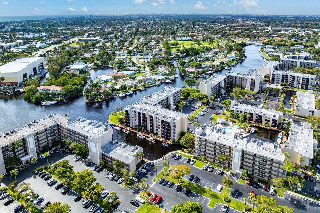 13 Royal Palm Way Unit 602