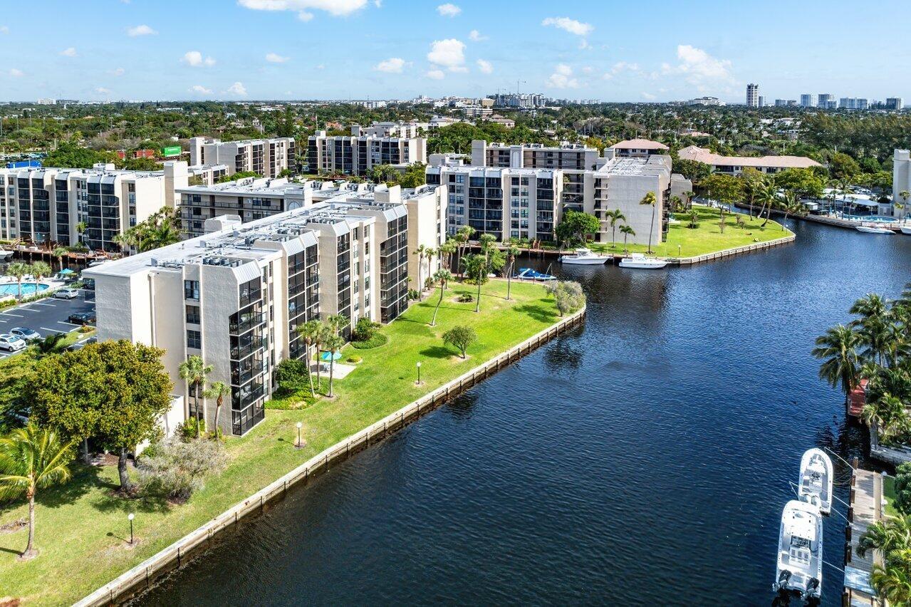 13 Royal Palm Way Unit 602