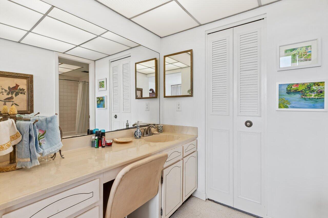 13 Royal Palm Way Unit 602