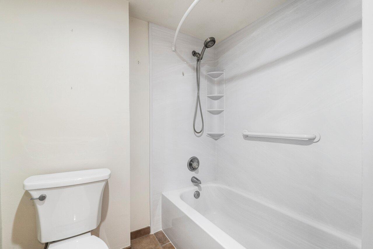 799 Jeffery Street 312