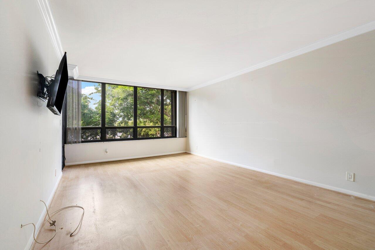 799 Jeffery Street 312