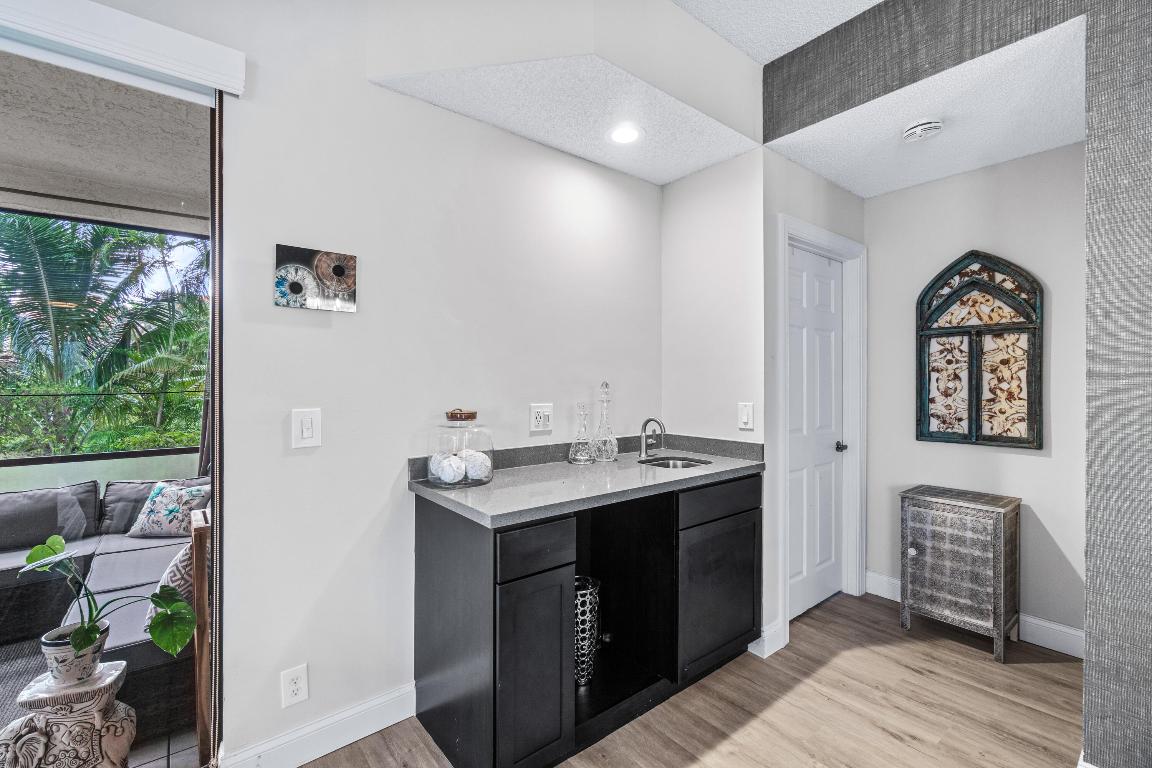 7926 Seville Place 2001, Boca Raton Unit: 2001