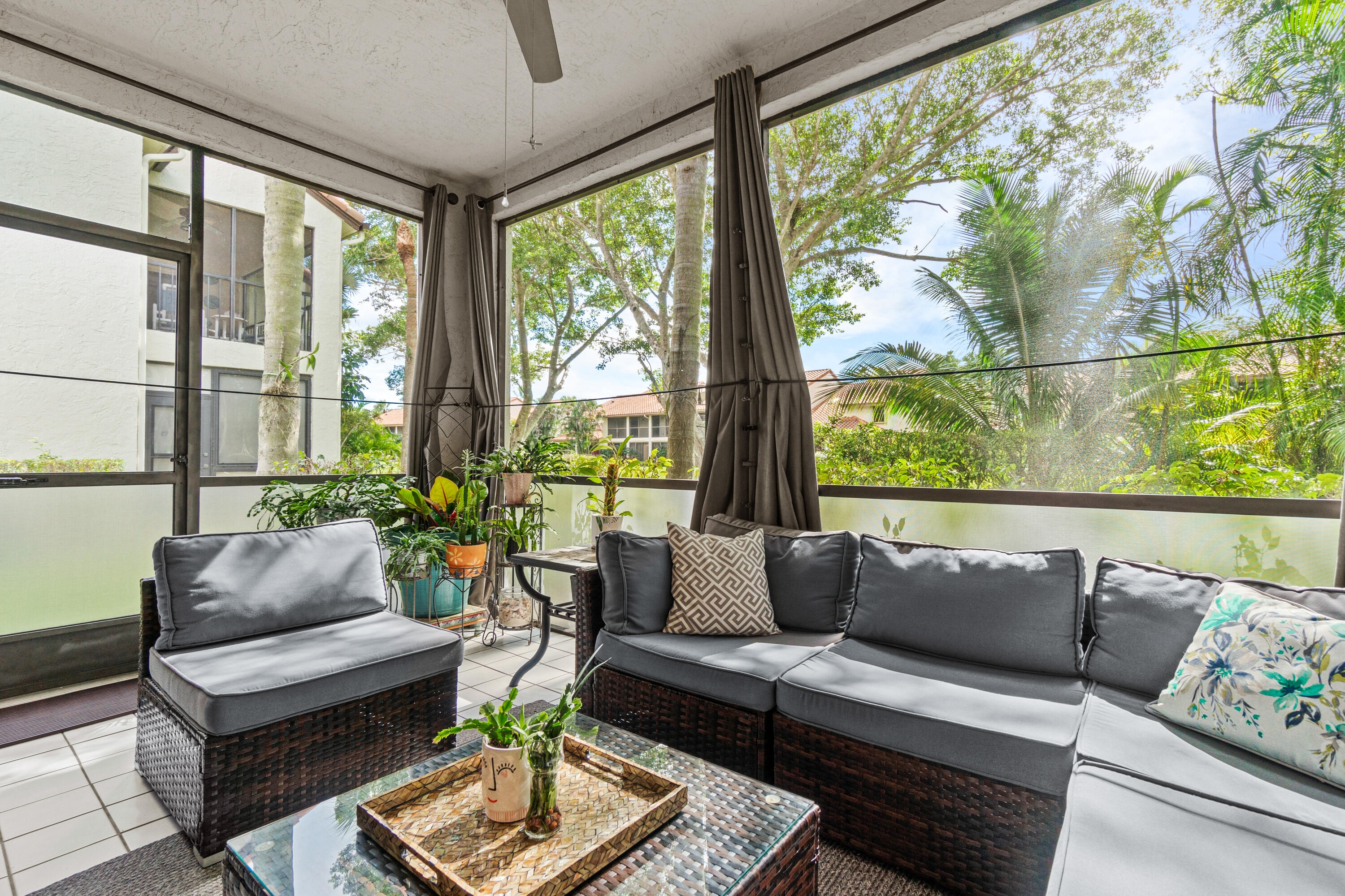 7926 Seville Place 2001, Boca Raton Unit: 2001