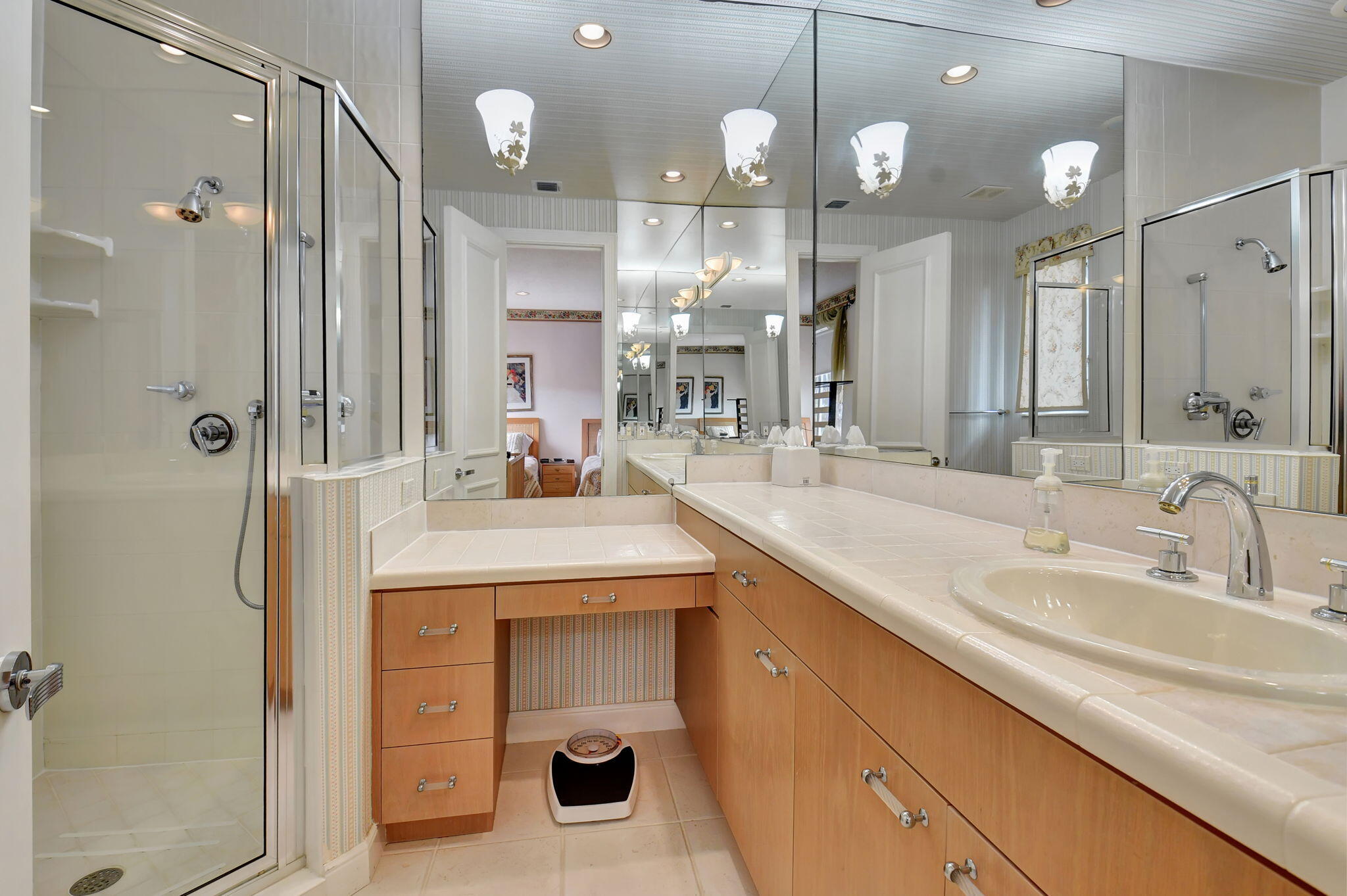 6921 Lions Head Lane