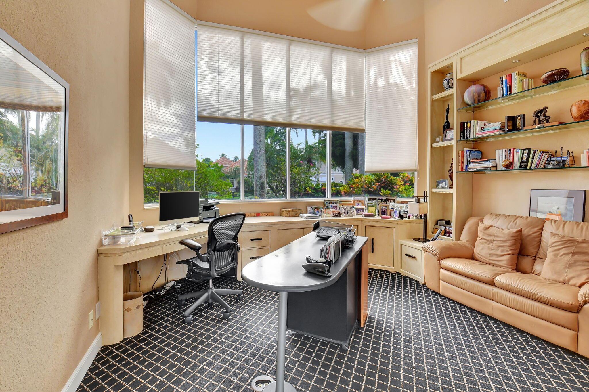 6921 Lions Head Lane