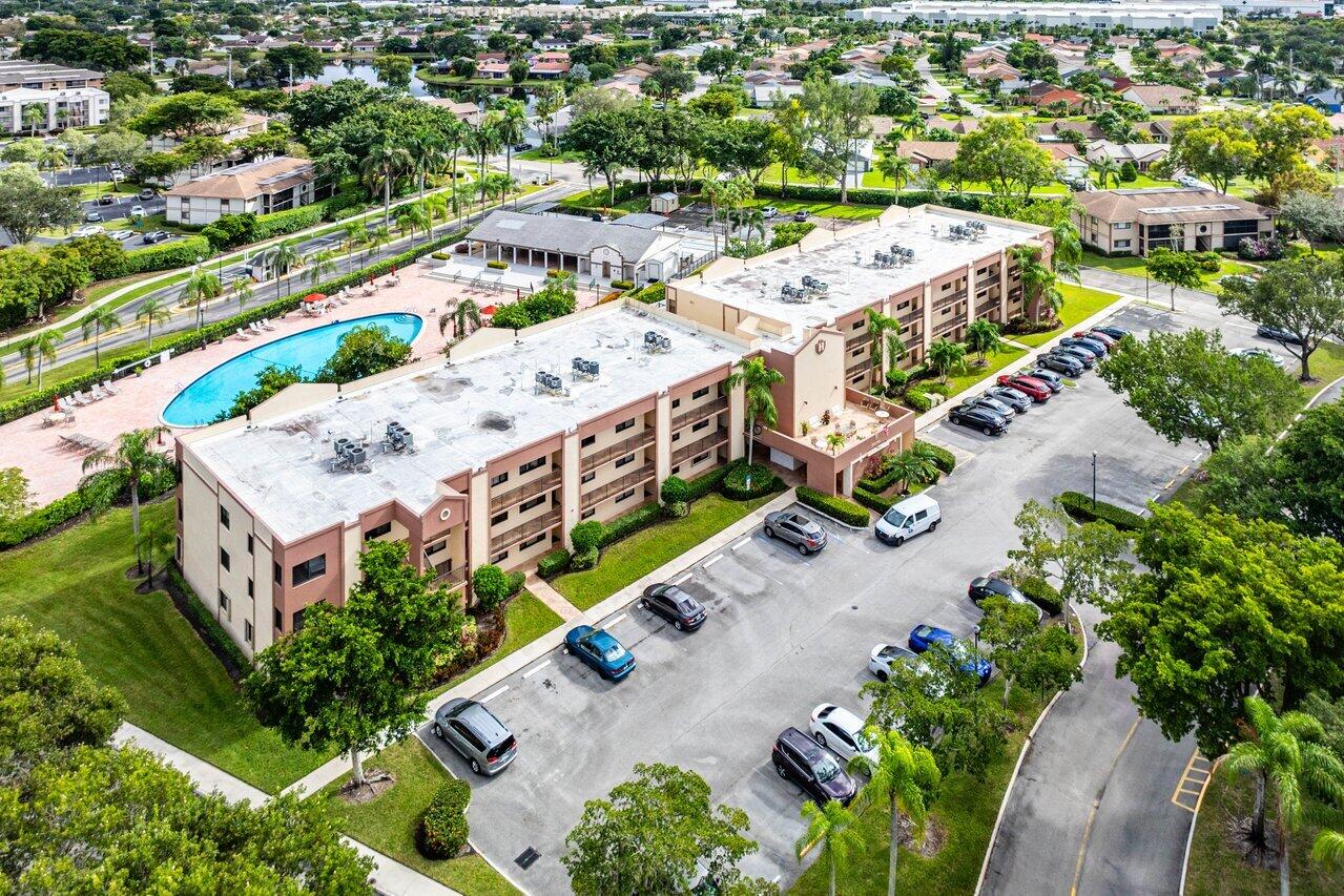 10667 W Clairmont Circle 301, Tamarac Unit: 301