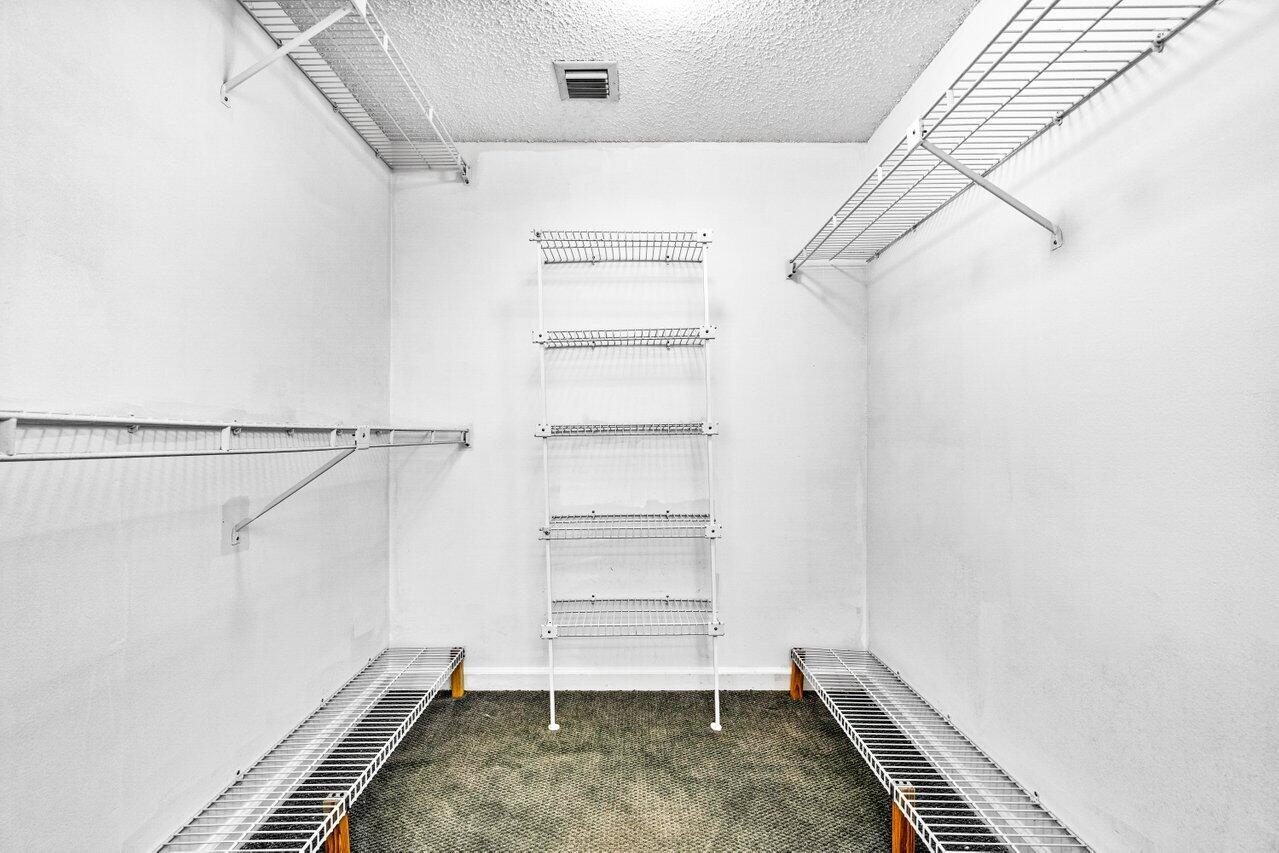 10667 W Clairmont Circle 301, Tamarac Unit: 301