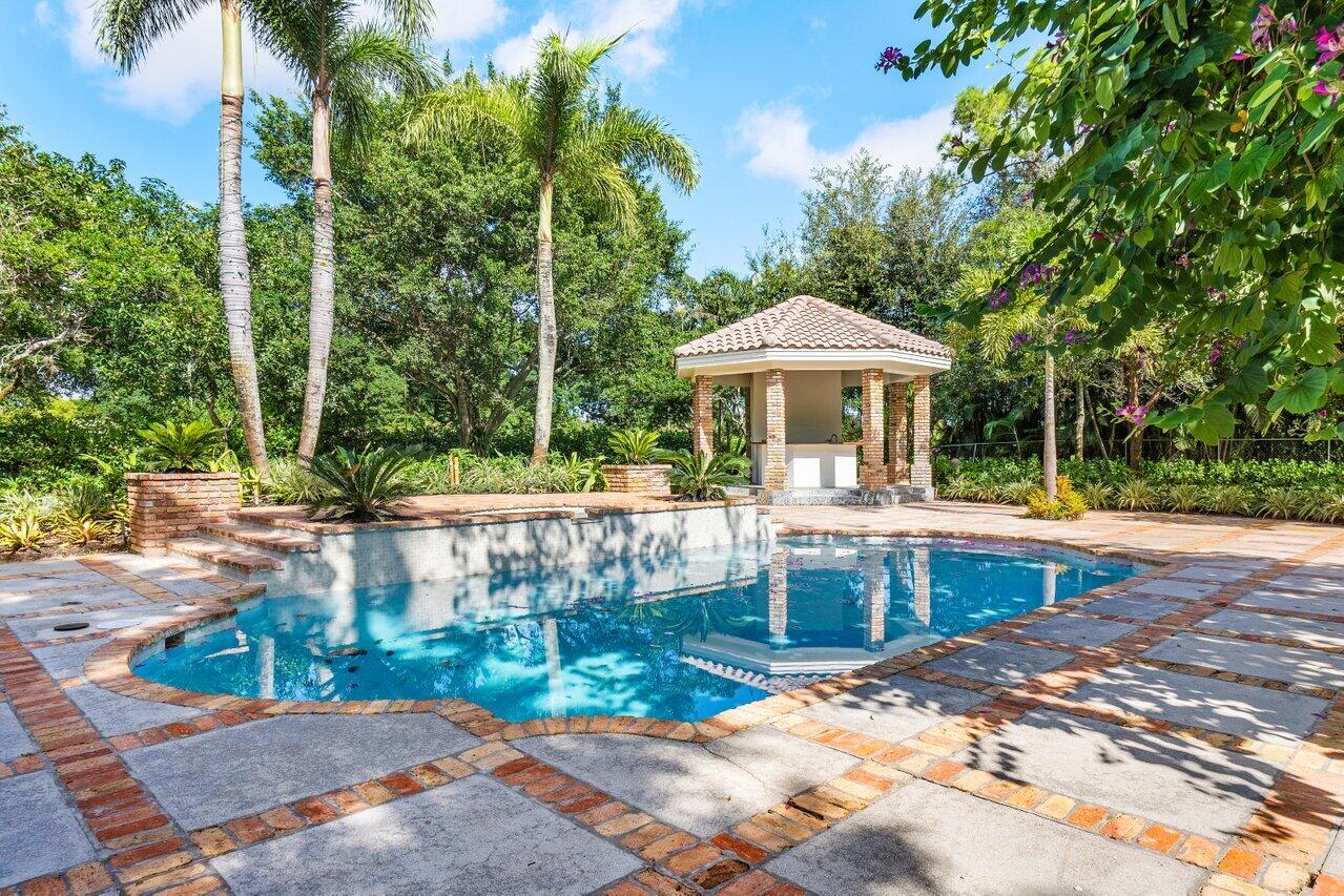 12525 Oak Arbor Lane