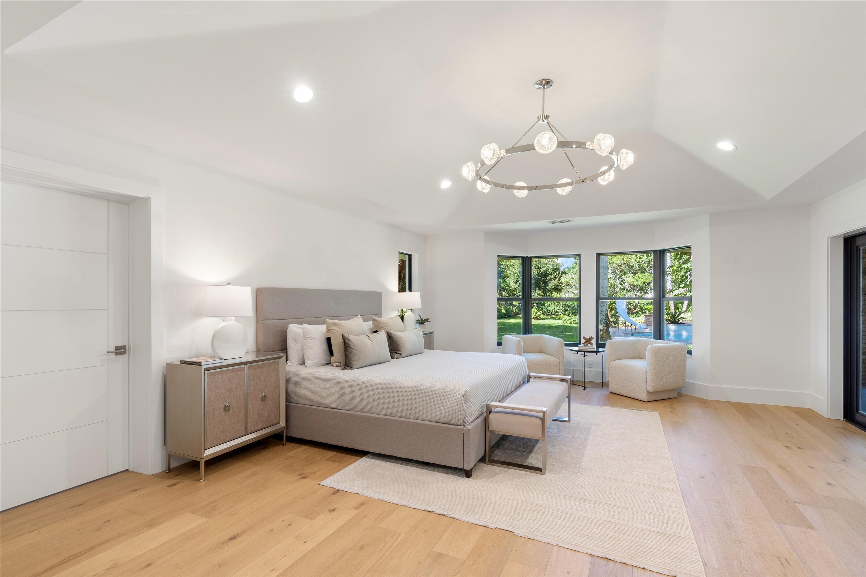 12525 Oak Arbor Lane