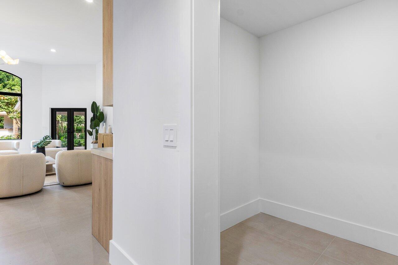 12525 Oak Arbor Lane