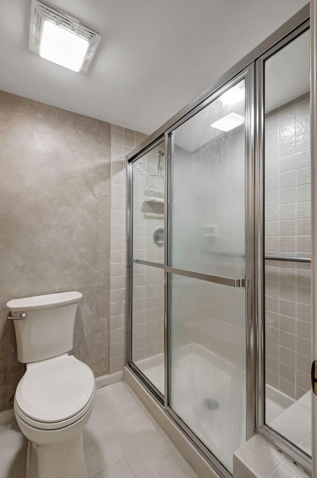 6450 Aspen Glen Circle