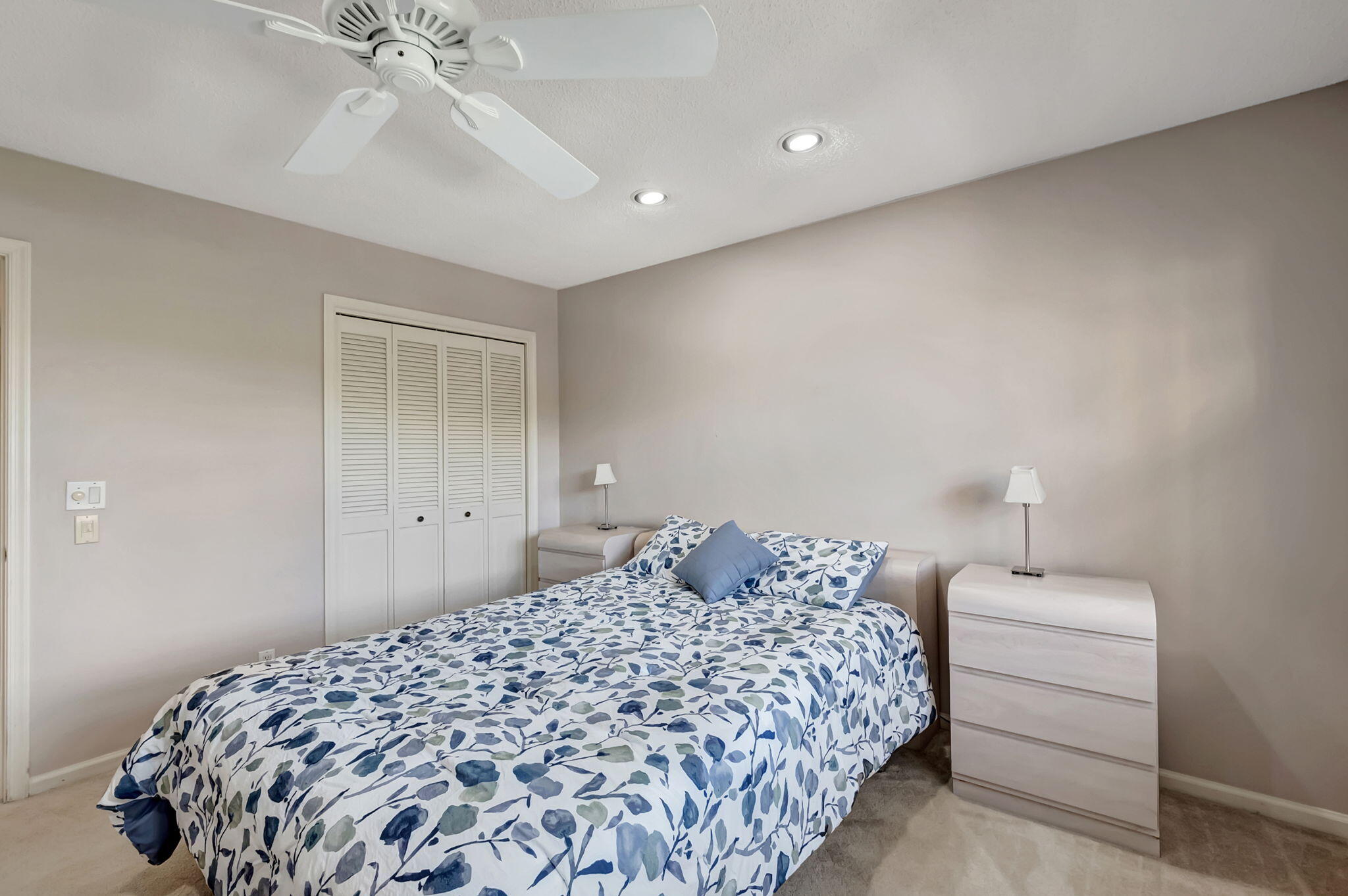 6450 Aspen Glen Circle