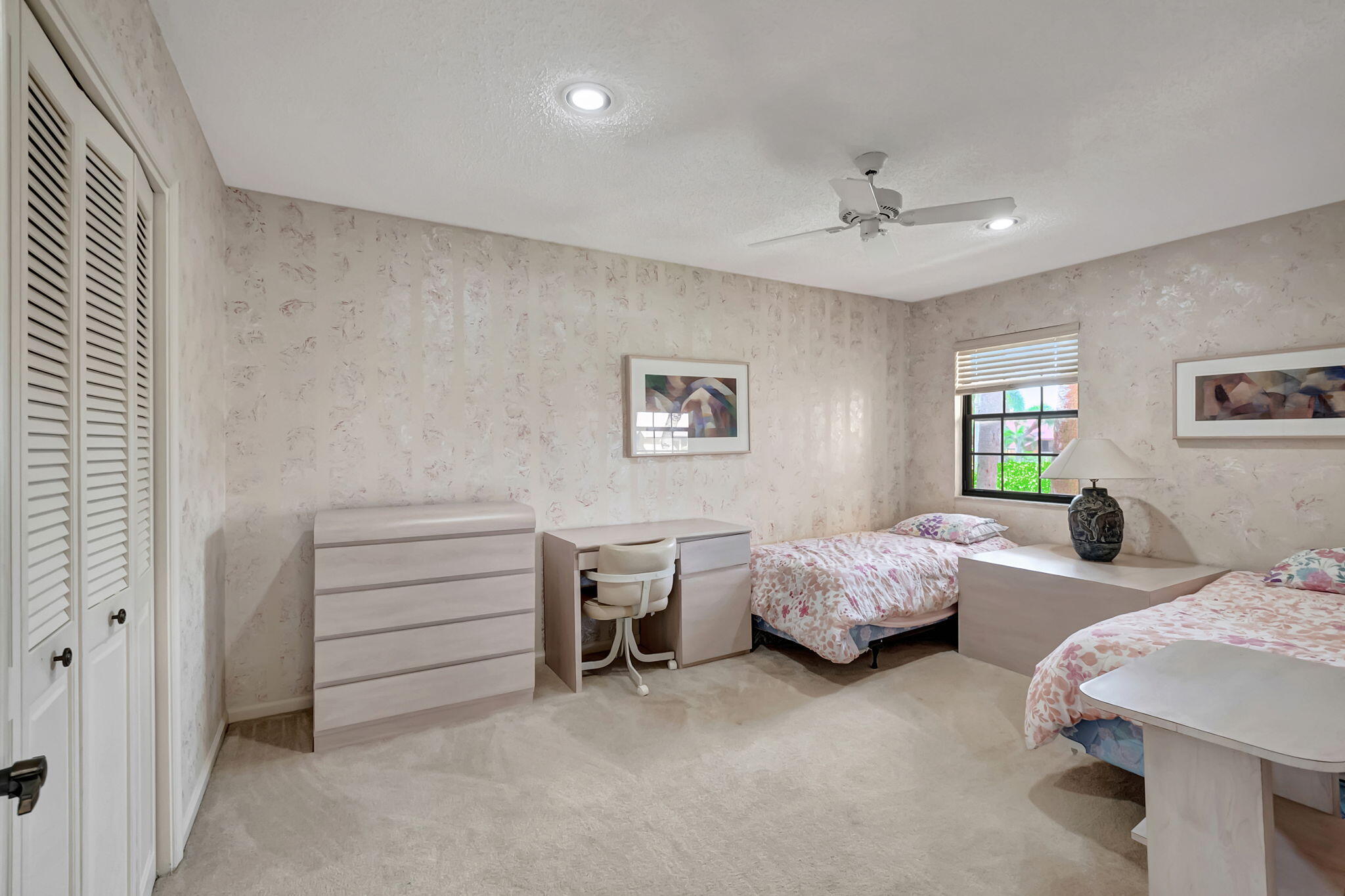 6450 Aspen Glen Circle