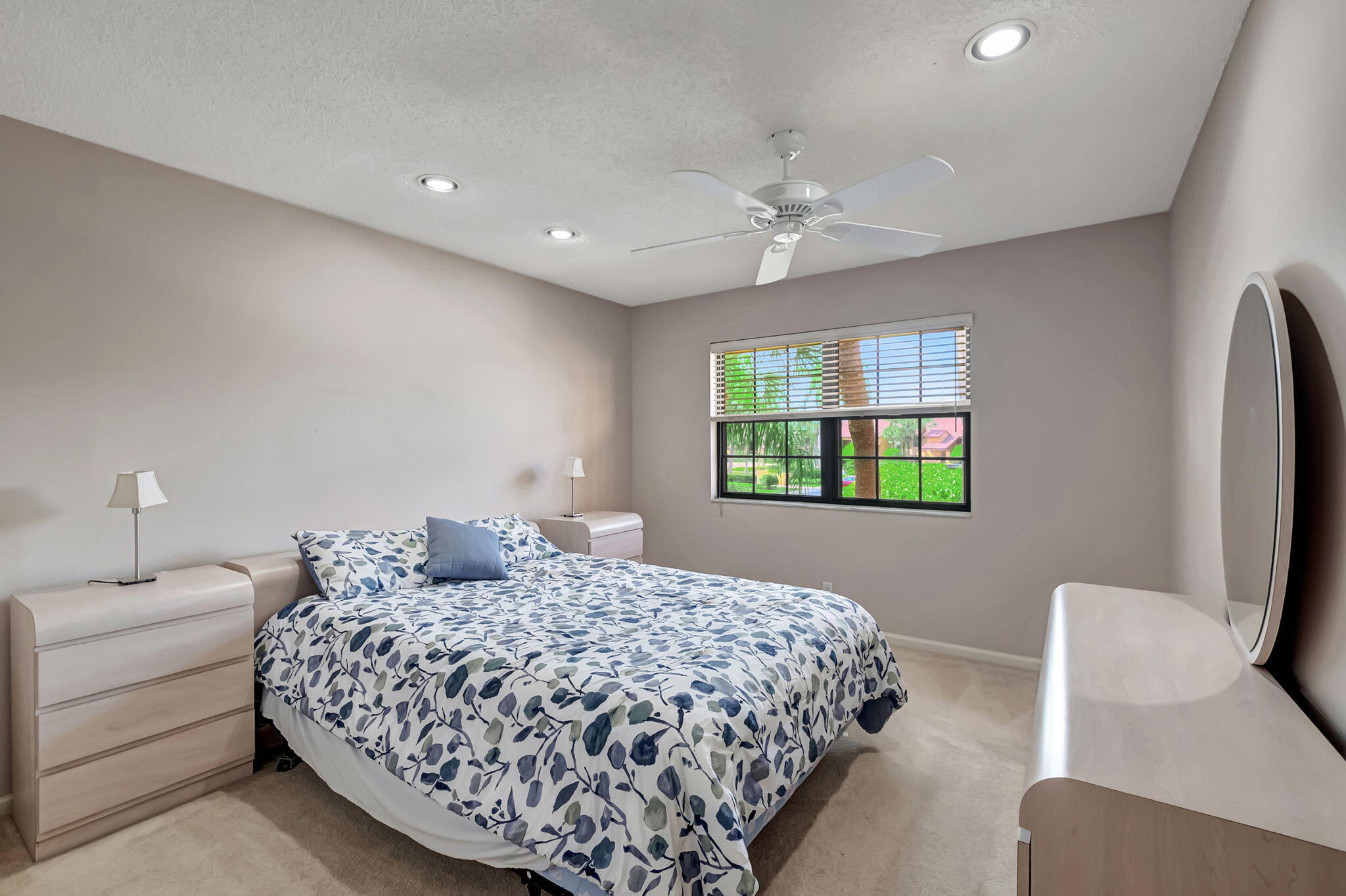 6450 Aspen Glen Circle