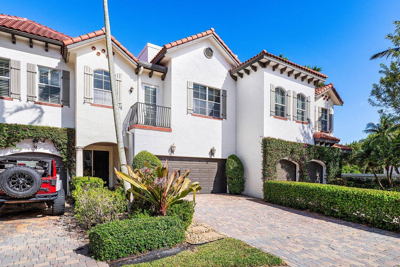 833 Estuary Way
