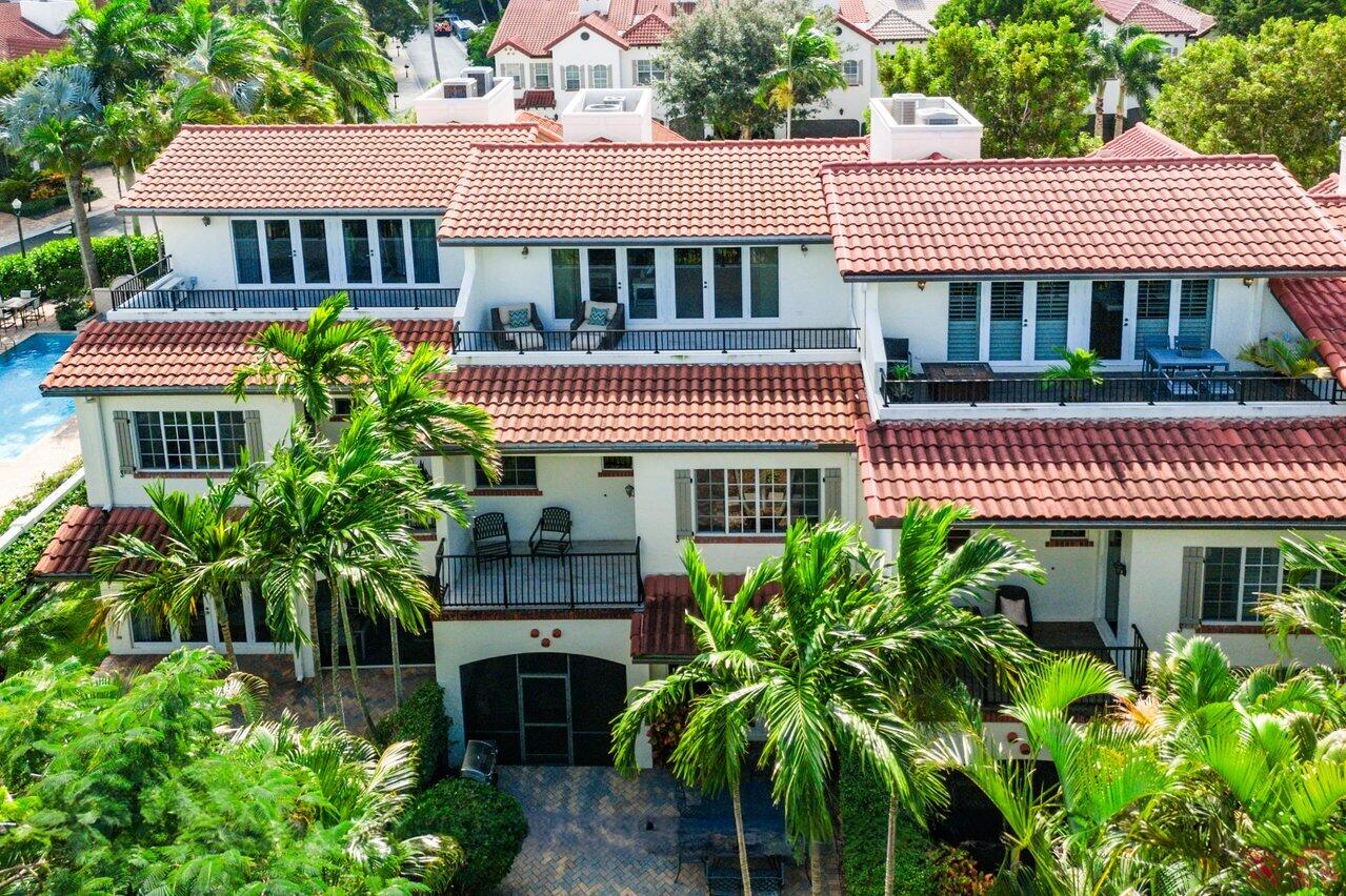 833 Estuary Way