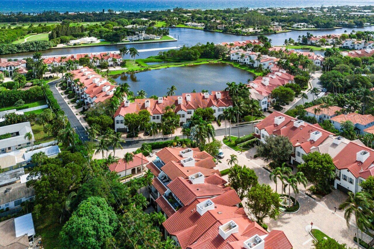 833 Estuary Way