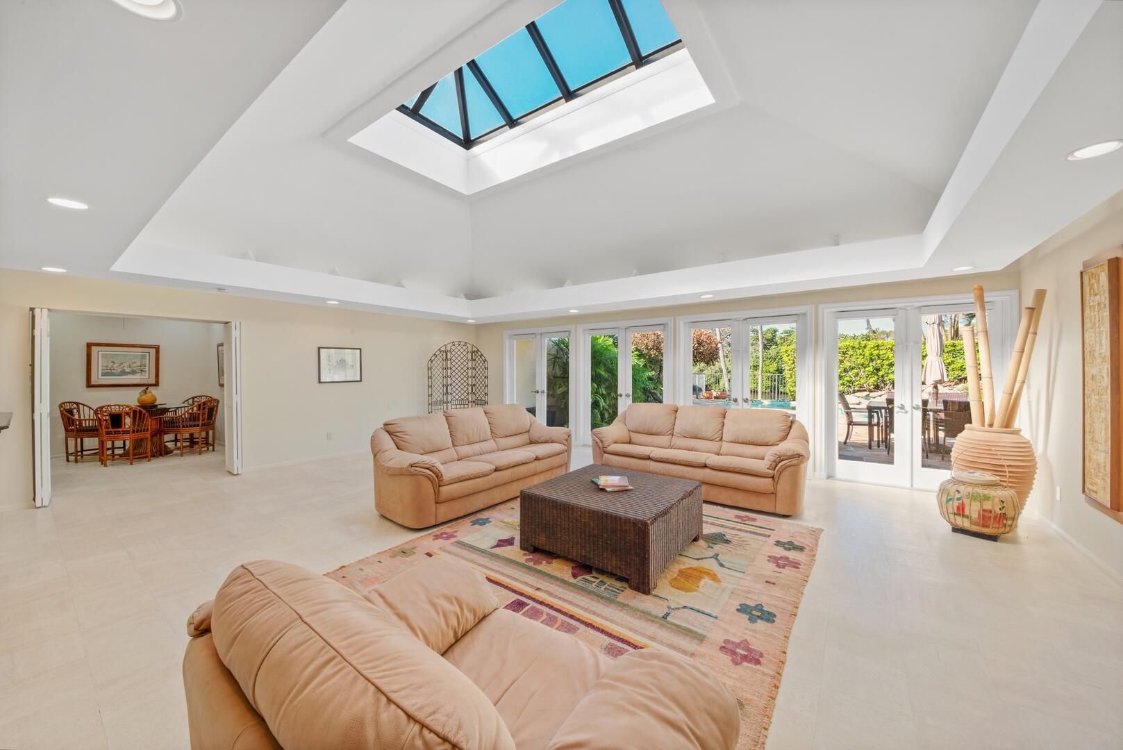 35 Curlew Road, Manalapan