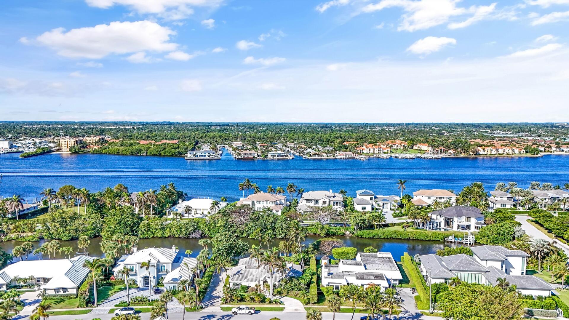 35 Curlew Road, Manalapan