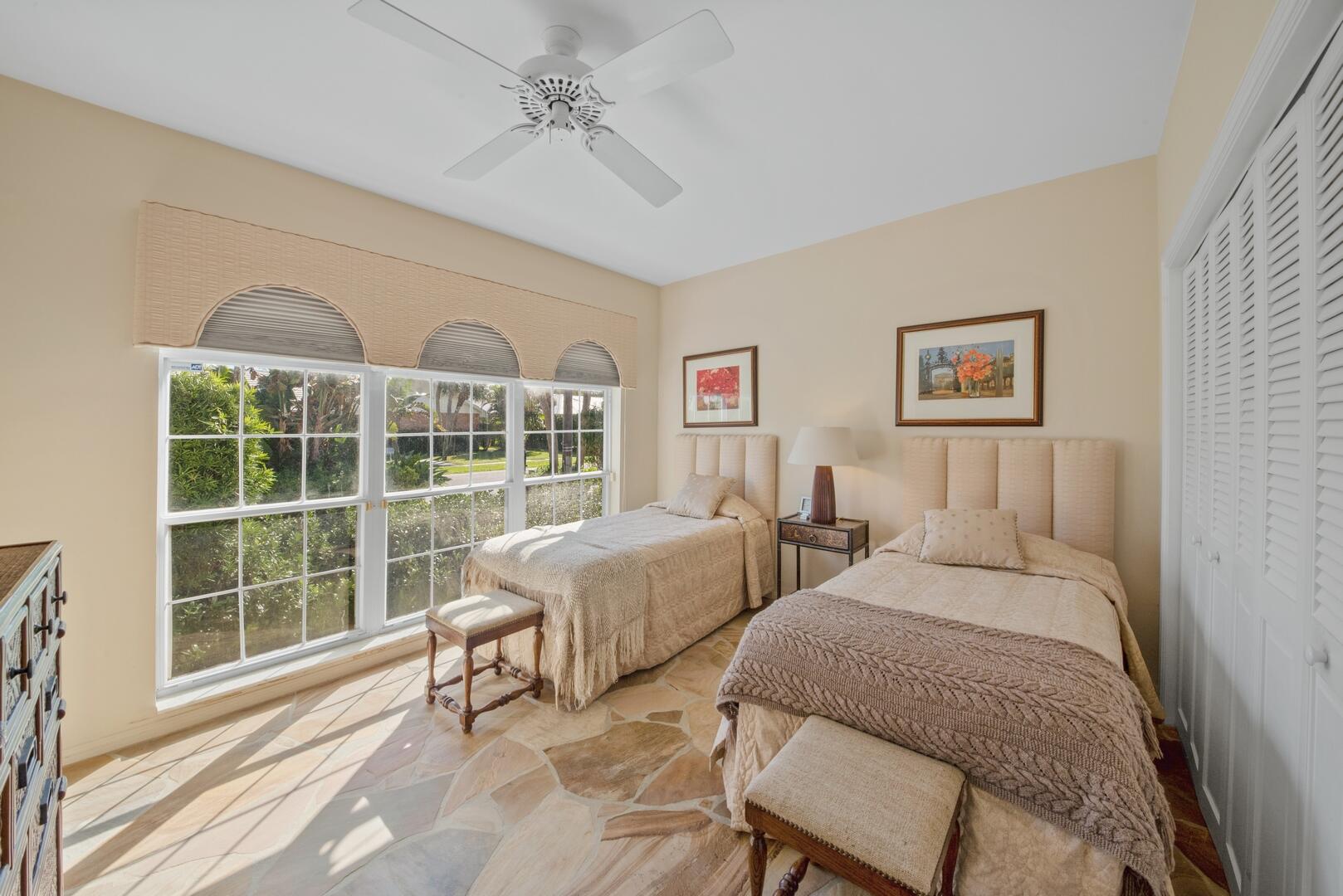 35 Curlew Road, Manalapan