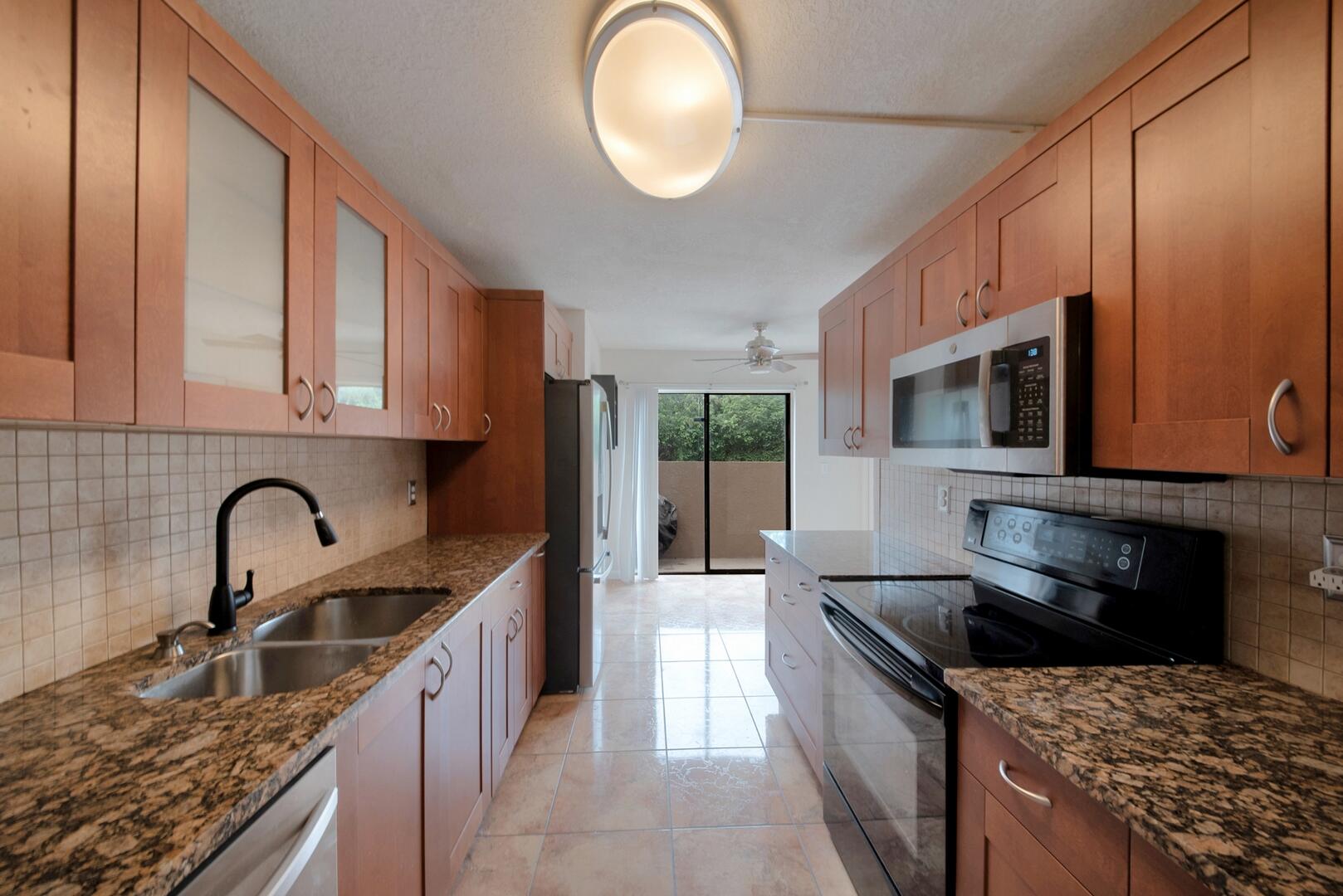 2206 NW 39th Avenue, Coconut Creek