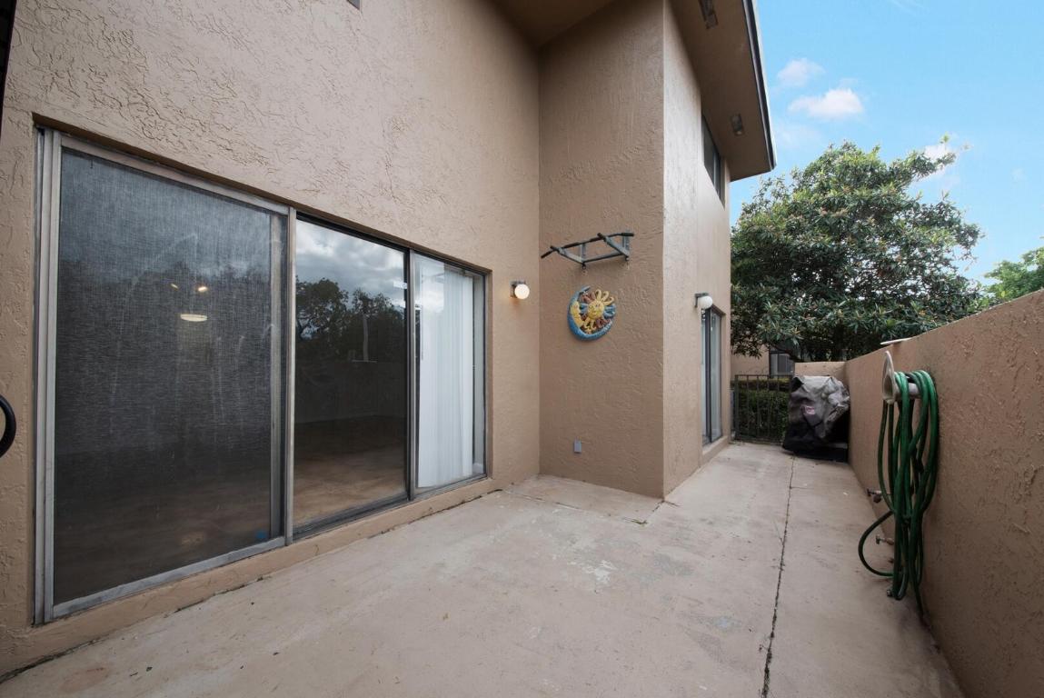 2206 NW 39th Avenue, Coconut Creek