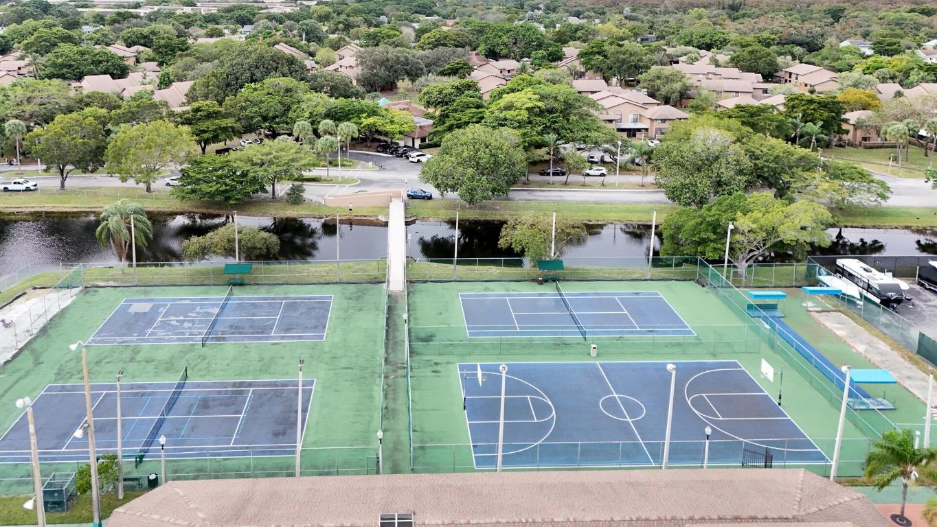 2206 NW 39th Avenue, Coconut Creek