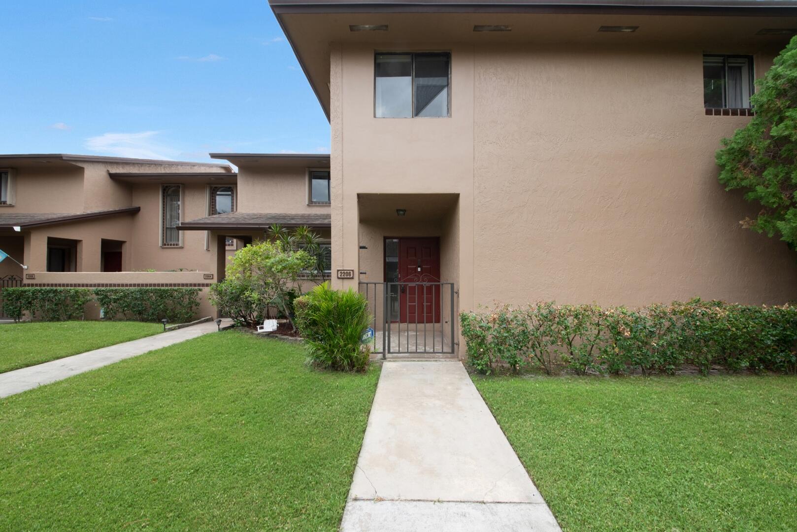 2206 NW 39th Avenue, Coconut Creek