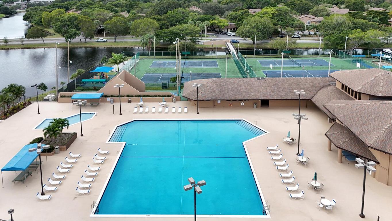 2206 NW 39th Avenue, Coconut Creek