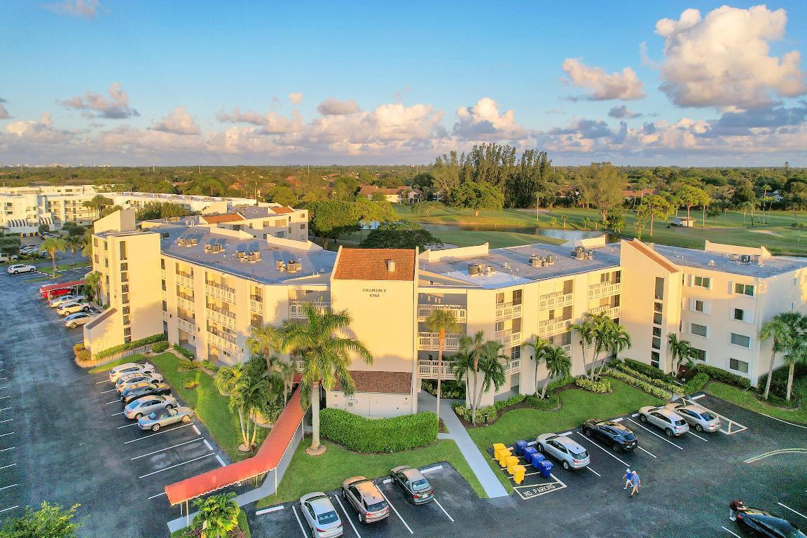 6768 10th Avenue N 202, Lake Worth Unit: 202