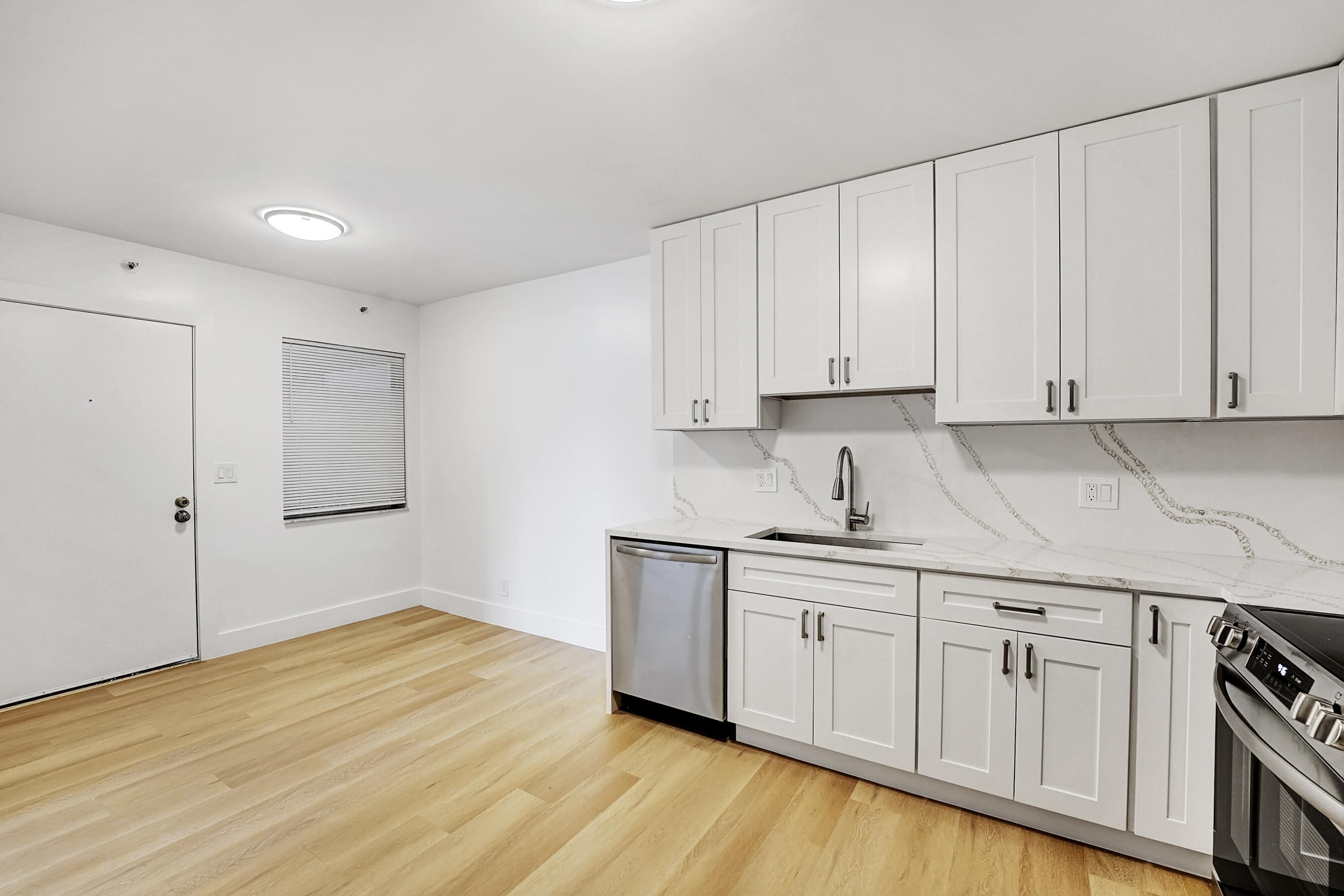 6768 10th Avenue N 202, Lake Worth Unit: 202