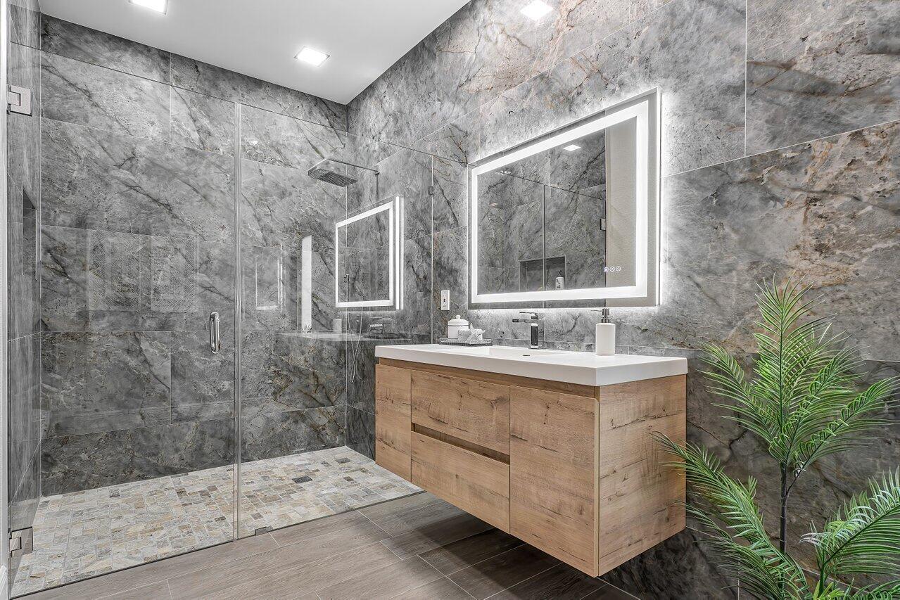 10450 Stonebridge Boulevard