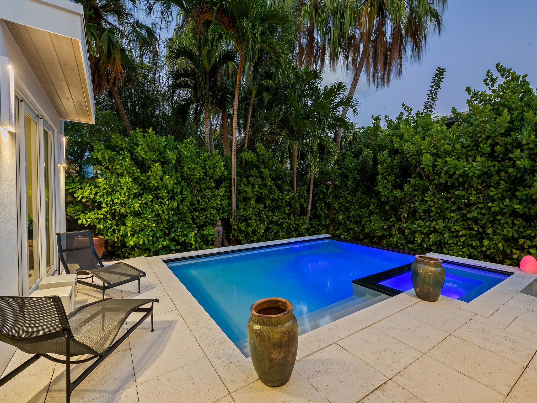 1020 SE 13th Terrace