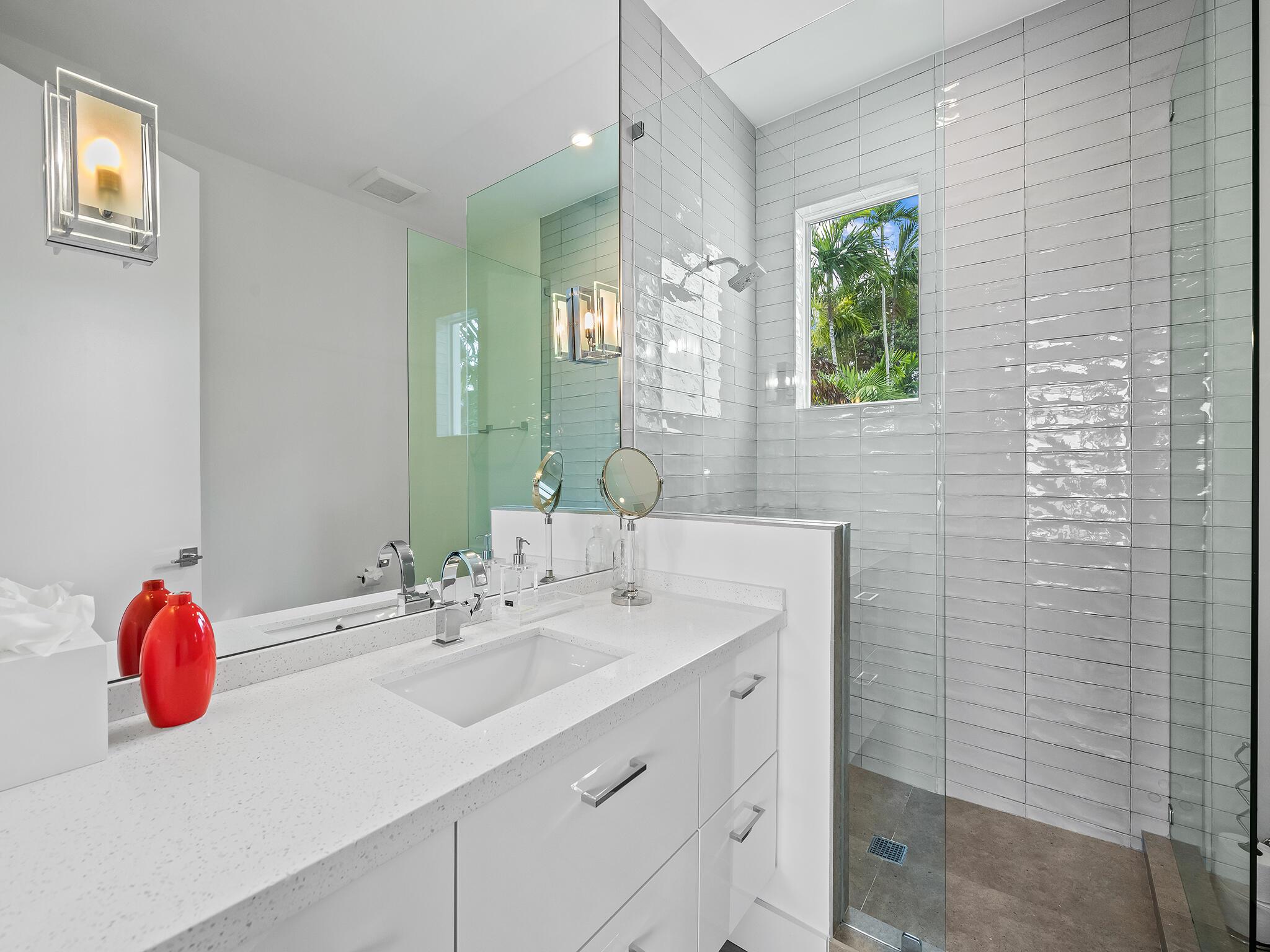 1020 SE 13th Terrace
