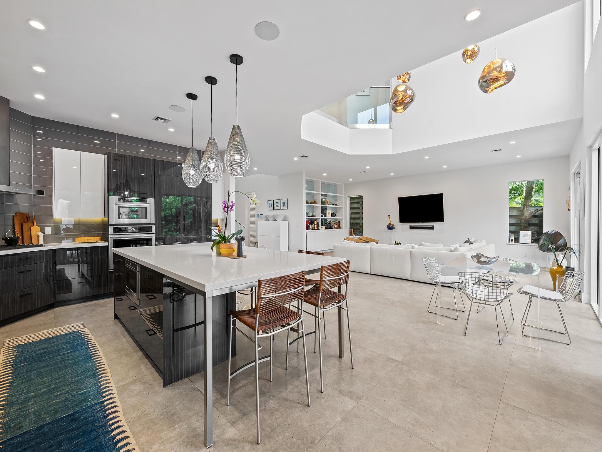 1020 SE 13th Terrace