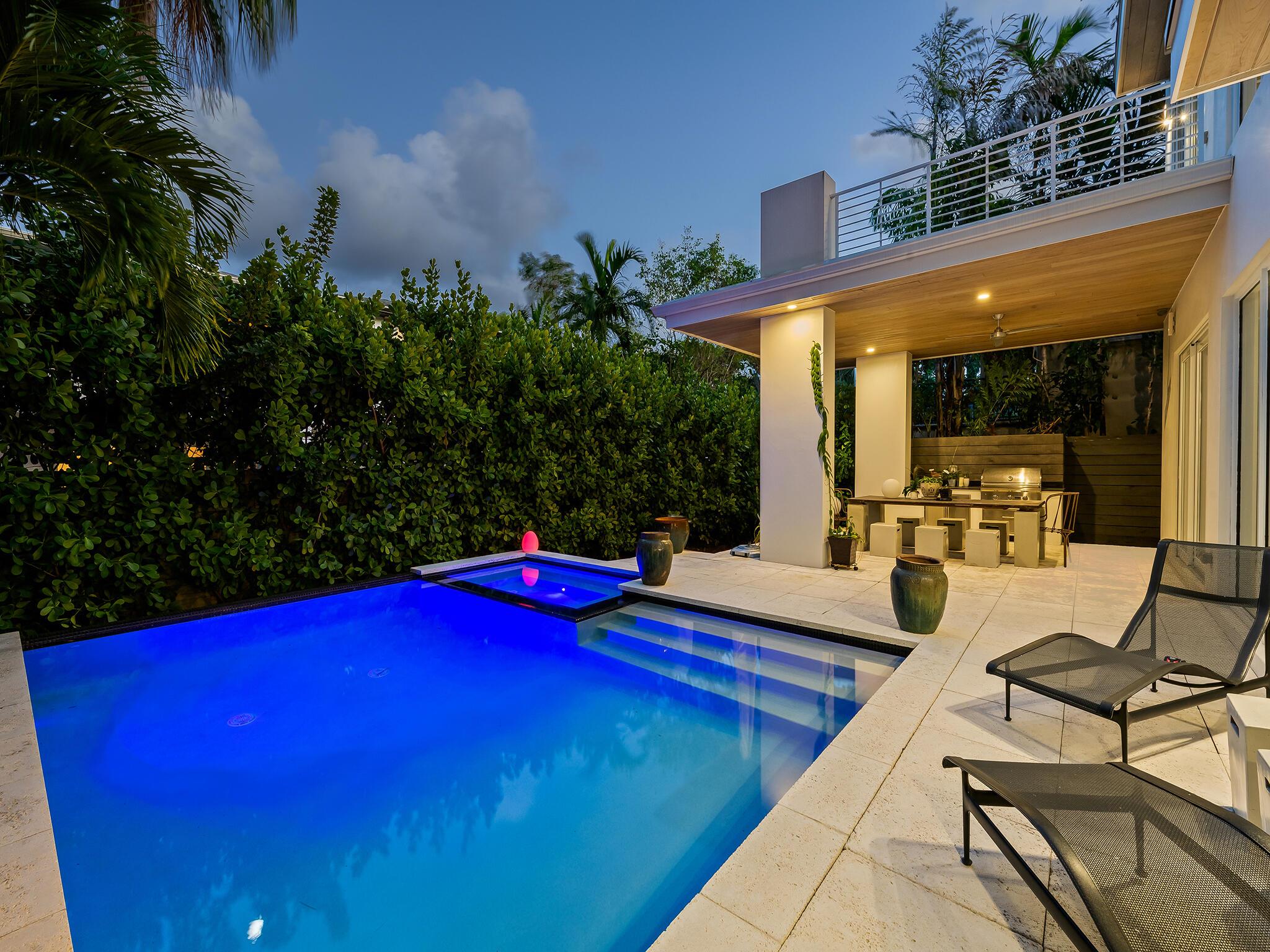 1020 SE 13th Terrace