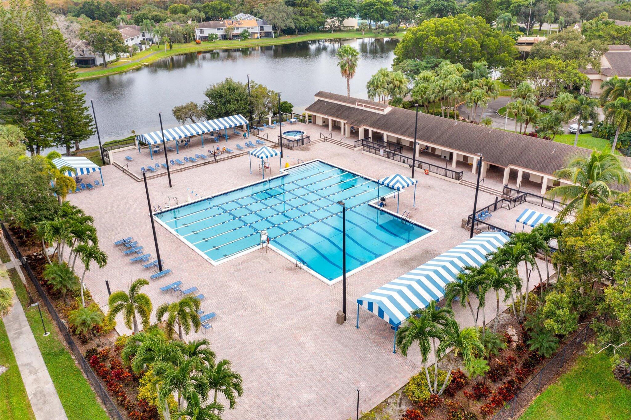 3233 Carambola Circle S 23117